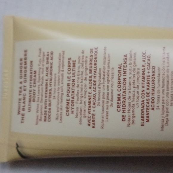 4/$60 New "White Tea & Ginger" Body Cream & Shower Gel Set -2 Bottles (1 Sealed) - Picture 8 of 10